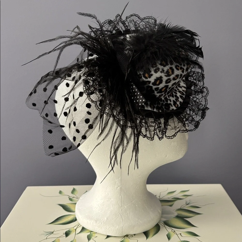 Leopard pattern and black lace/feathers fashionator hats